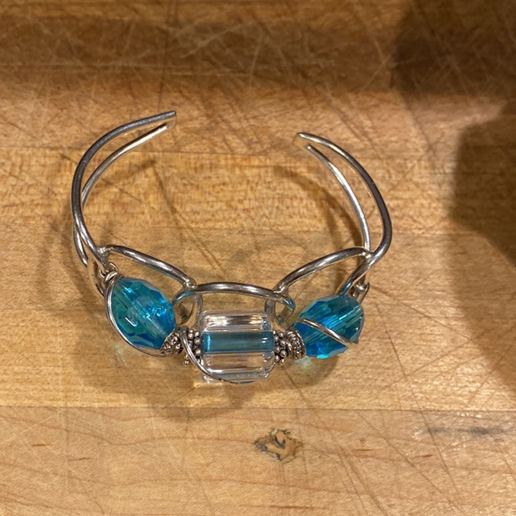 Sterling Silver Women's bracelet cuff with blue and clear beads NWOT IN BOX - Picture 5 of 5